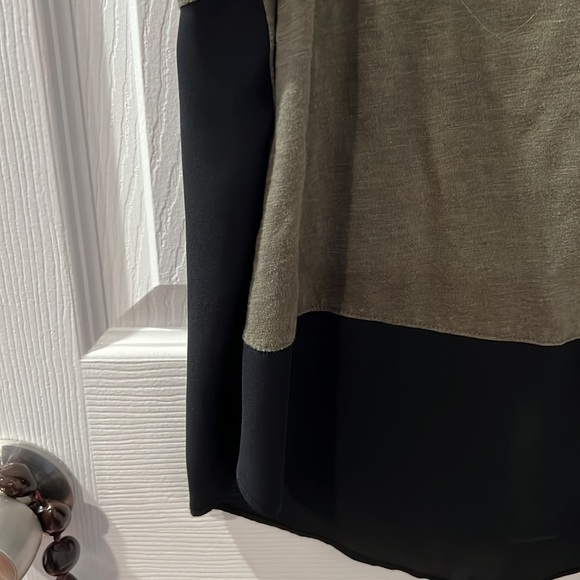 Express two toned shirt - Picture 2 of 5